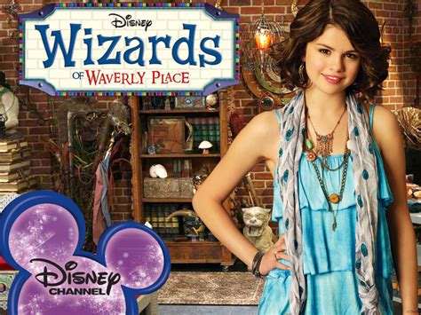 A typical family, which includes a mom, theresa russo; WIZARDS OF WAVERLY PLACE - Selena Gomez Wallpaper ...