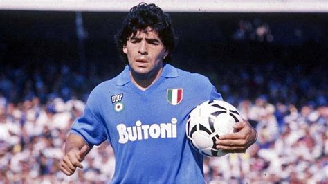 — rodrigo ahumada (@rodrigoahumada4) november 26, 2020. Italia despide a Maradona | El Periodista Online