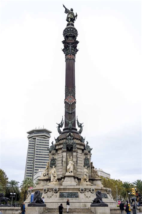 Monumento A Colon Barcelona Spain