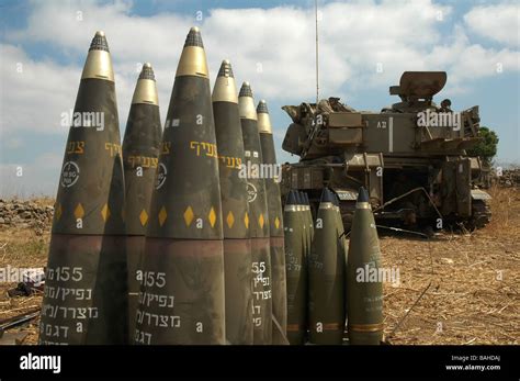 155mm Cluster Munition Shells With Israeli Idf Mobile Artillery Unit