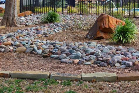 Can You Put River Rock Over Mulch