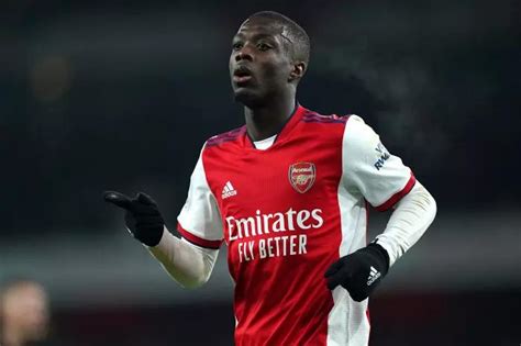 arsenal release 112 word statement as £72m flop nicolas pepe departs the club