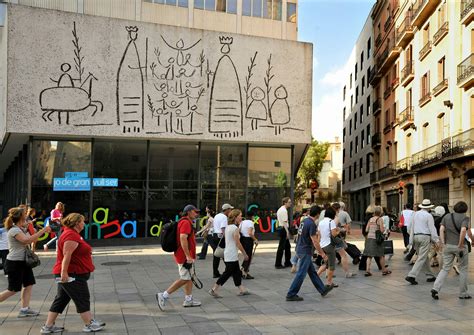 Recorrido A Pie Por La Barcelona De Picasso Musement