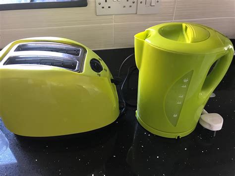 Lime Green Kettle And Toaster Set Argos In Doncaster For £1000 For Sale
