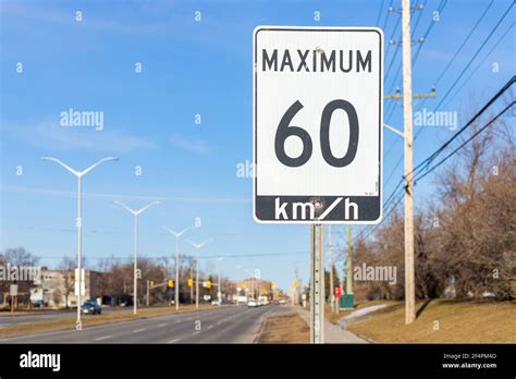 60 Mile An Hour Sign Hi Res Stock Photography And Images Alamy