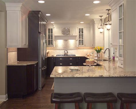 Two Tone Kitchen Cabinets A Concept Still In Trend