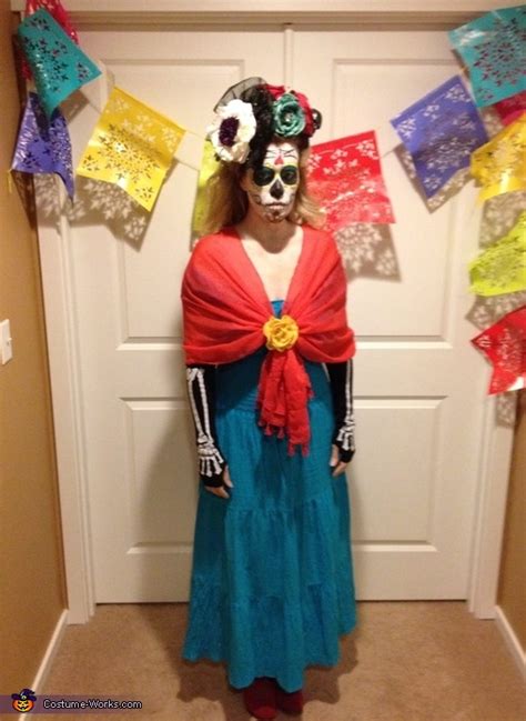 Easy Diy Day Of The Dead Costume