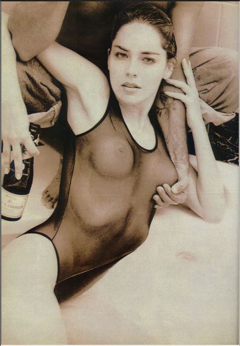 Nackte Sharon Stone In Playbabe Magazine