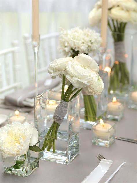 60 Simple And Elegant All White Wedding Color Ideas Table Flower
