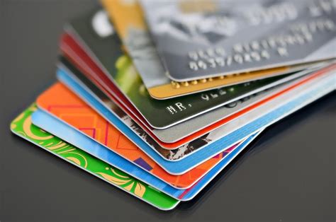 ¿cómo Ganar Dinero Con Tarjetas De Crédito Inversión Simple