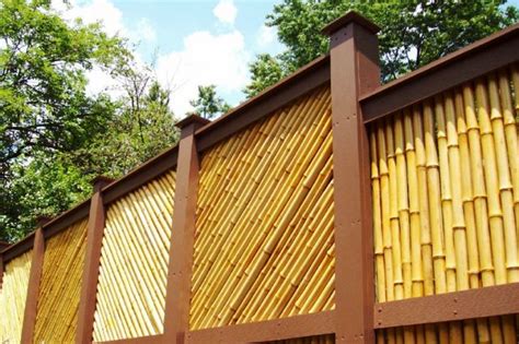 26 ide keren pagar rumah dari bambu yang unik dan cantik.pagar dari bambu dapat merubah pemandangan taman rumah anda menjadi lebih nyaman dan eksotis. ツ 18+ desain pagar bambu cantik nan unik minimalis sederhana & cara membuatnya