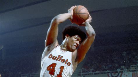 Wes Unseld Hall Of Fame Center Who Played With Bullets Dies At 74