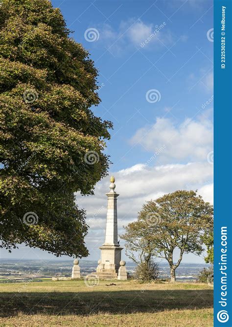 Coombe Hill And Boer War Memorialthe Chilternsbuckinghamshire