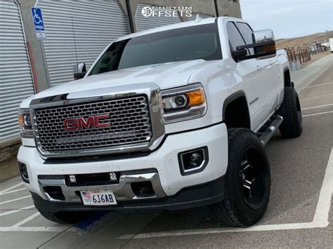 2016 Gmc Sierra 2500 Hd With 20x12 44 Fuel Avenger And 27565r20 Nitto