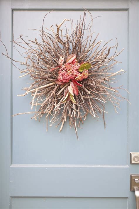 Check out our natural twig wreath selection for the very best in unique or custom, handmade pieces from our wreaths shops. 36 DIYs and Ideas on Making a Twig Wreath | Guide Patterns
