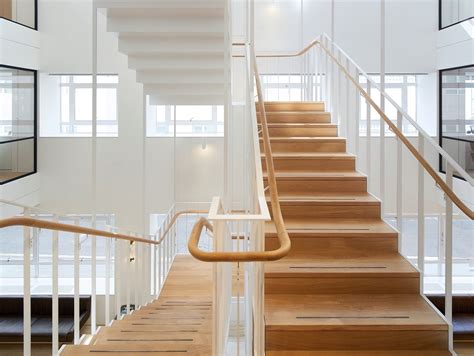 Curved Timber Handrails Precision Timber Handrails By Clive Durose