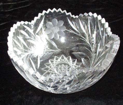 Vintage Bowl Hand Cut Crystal Glass Bowl Sawtooth Scalloped Etsy