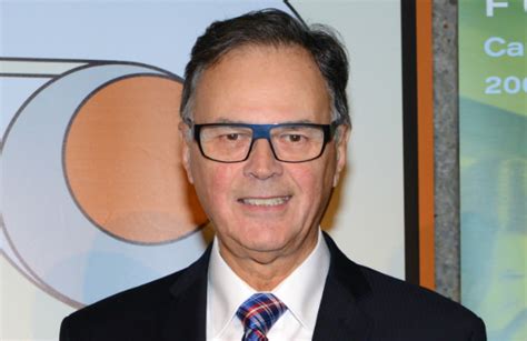 Lindsay lohan is a really ugly jonge. André St-Onge est le nouveau président de la Fondation de ...