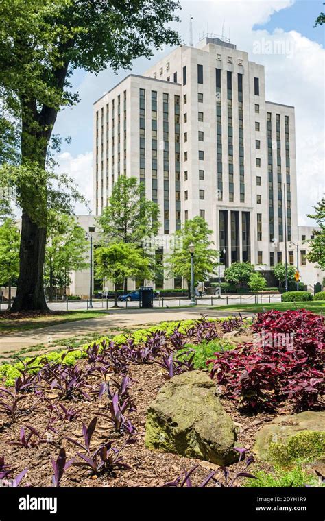 Birmingham Alabamalinn Park City Hall Stock Photo Alamy