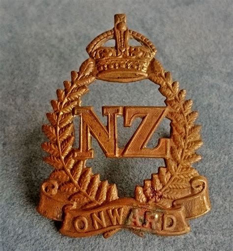 Nz New Zealand General Service Hat Badge World War 2 Welcome To