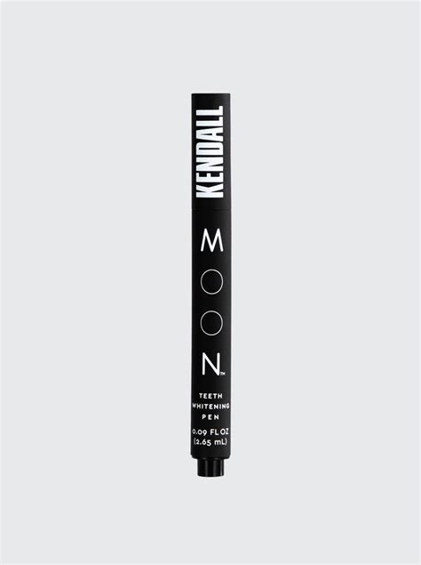 Kendall Jenner X Moon Oral Care Teeth Whitening Pen Details