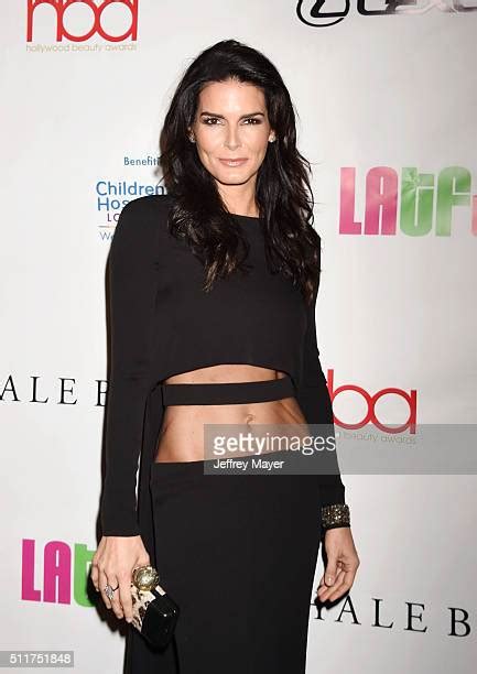 Angie Harmon Hollywood Beauty 2016 Photos And Premium High Res Pictures