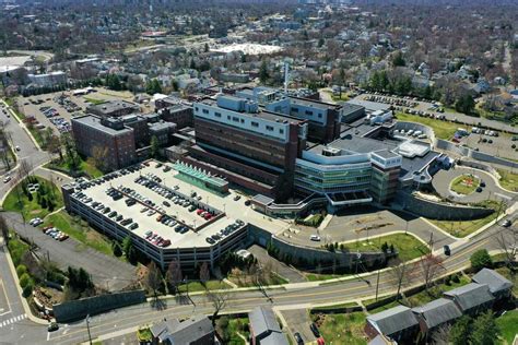 Ex Norwalk Hospital Psych Chairman Opposes Plan To Close Ward