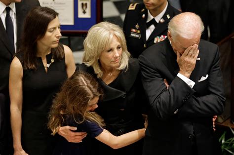The Heartbreaking Death Of Beau Biden In 1 Picture The Washington Post