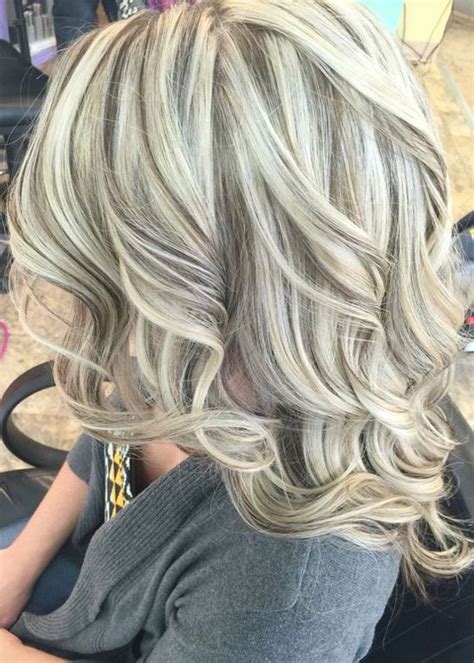 Cool Blonde With Lowlights Platinum Hair Color Ideas For Medium Length