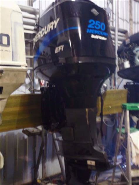 Sell Mercury Outboard 250 Saltwater Efi 2001 Year Standard Rotion In