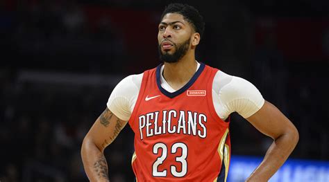 Anthony Davis Ad Turns Ankle As Pelicans Roll To Win Over Kings