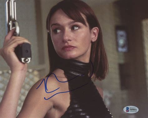Emily Mortimer Signed The Pink Panther 8x10 Photo Beckett Coa Pristine Auction