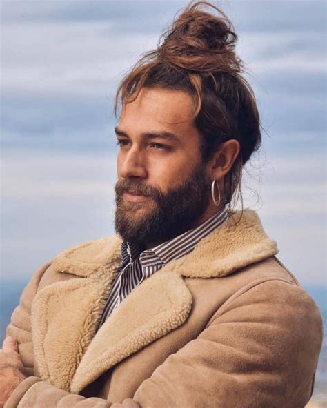 13 Awesome Male Ponytail Hairstyles 2024 Style Guide