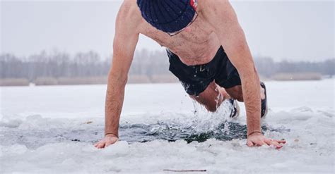Das Erste Mal Eisbaden Das Sind Die Wichtigsten Tipps