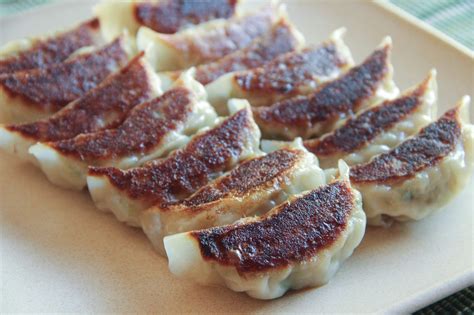 Gyoza are a dumpling commonly prepared in east asia. Gyoza Recipe - Japanese Cooking 101