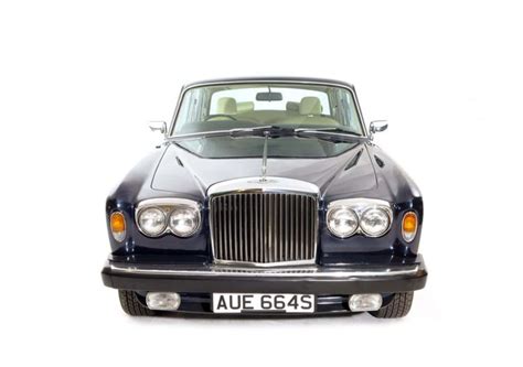 Download Classic Bentley T2 Luxury Car Wallpaper