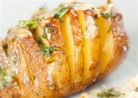 Simple Ways To Jazz Up Tonight S Jacket Potato Healthy Potatoes Food Recipes