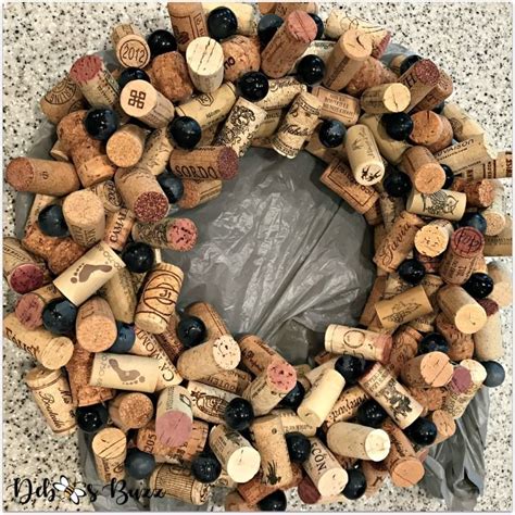 Wine Cork Wreath Diy Tutorial Debbees Buzz In 2020 Wine Cork