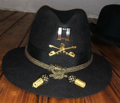 8th Cavalry Regiment Saber Us Army Cav Veteran Hat Pin Vietnam Iraq