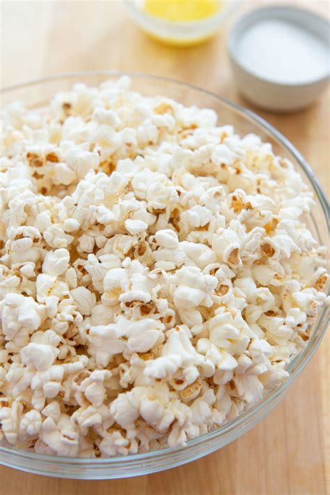 How To Make Popcorn On The Stovetop Fifteen Spatulas