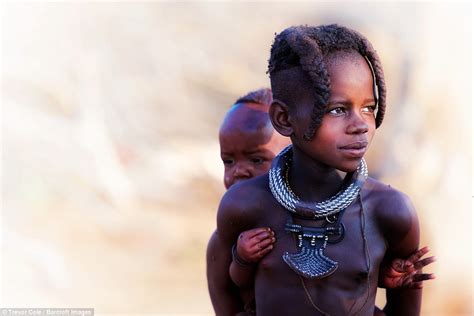 Namibia S Himba Tribe Pictured In Stunning Images