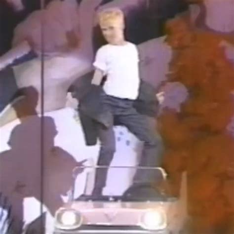See The Original Dance Moves That Ryan Gosling Re Created On Snl Ryan