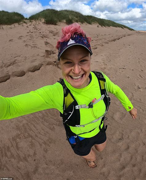 An Incredible Feet Ultra Athlete Arrives In London After Running 100