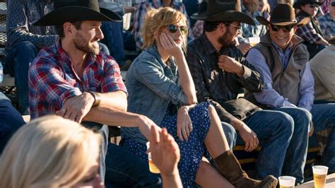 Brown Suede Boots Worn By Beth Dutton Kelly Reilly In Yellowstone