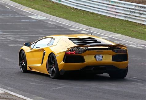 Lamborghini Aventador Sv 2015 Prices4u