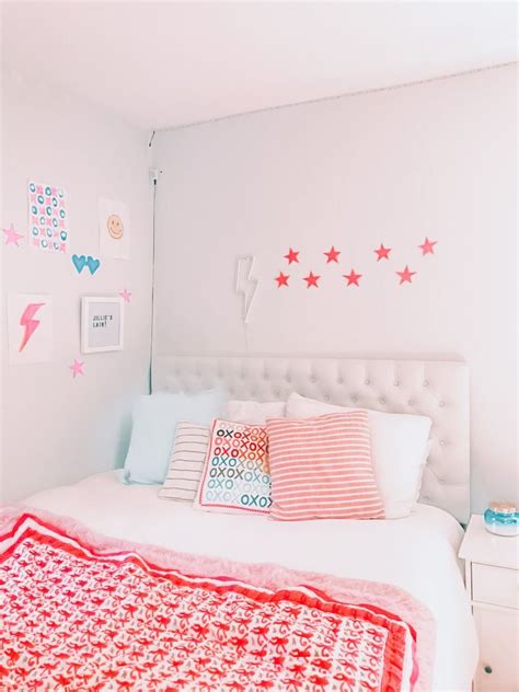 Sammylever7 ☻ Preppy Room Room Inspiration Bedroom Dorm Room Designs