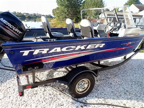 2018 Tracker Pro Guide V16 Wt Bass Boat