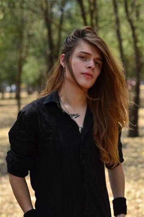 Forget about keeping up with the kardashians; long haired guys on Tumblr