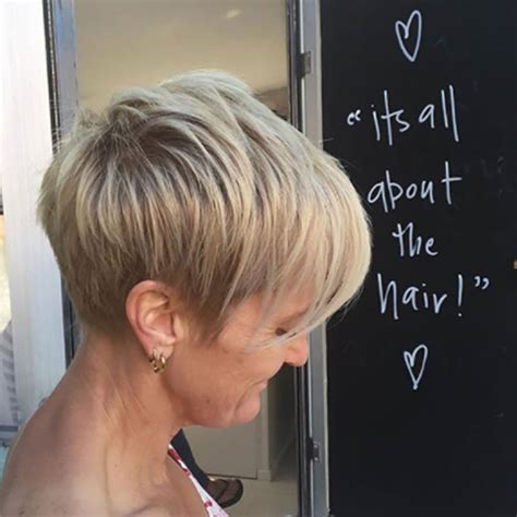 Check out these 45 striking hairstyles for women over 60: 20 Best Short Hairstyles For Women Over 60 Will Knock 20 ...