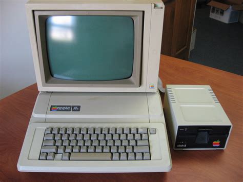 Old Computers And Game Consoles On Pinterest Computers